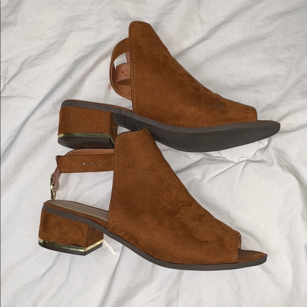 boohoo heeled open toed bootie